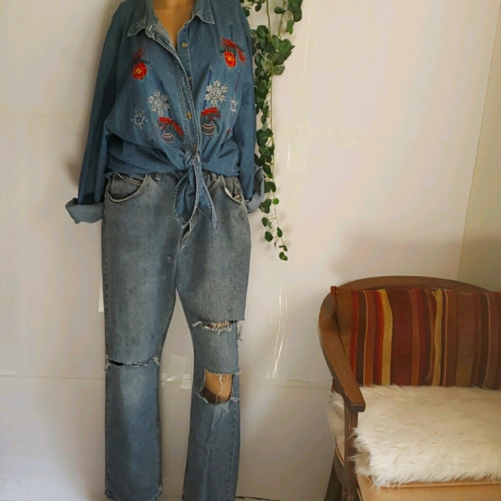 Vintage Distressed High Rise  Jean's